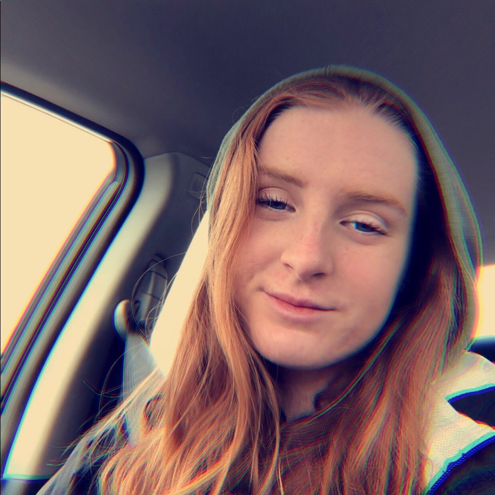 Meet your Posher, Brenna